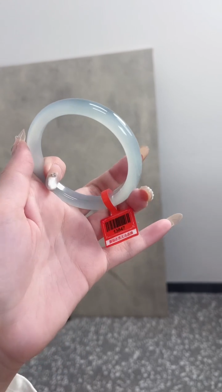 【闪购商品】玛瑙/玉髓手镯未镶嵌60圈 需要包容