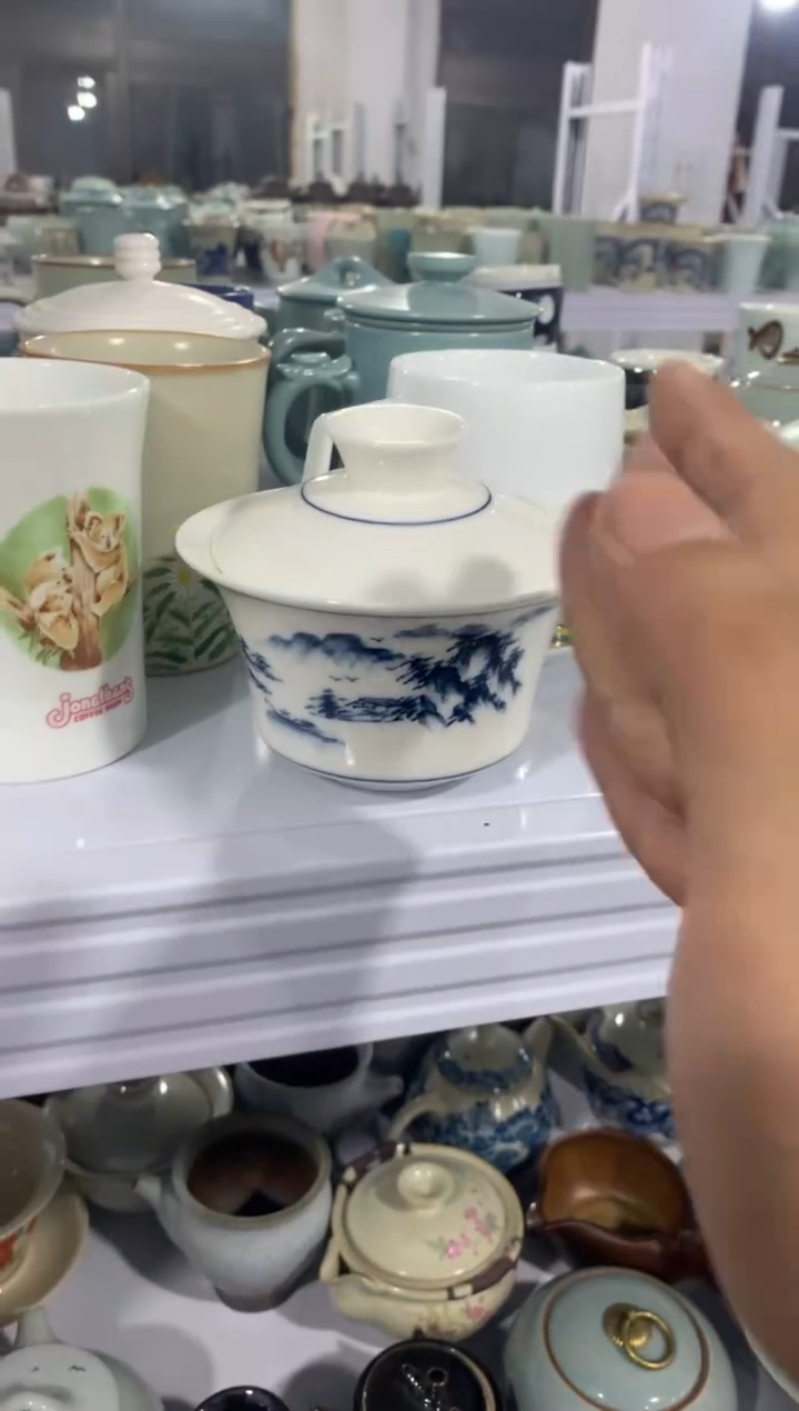 茶壶、盖碗、主人杯、客杯（轻轻微瑕介意勿拍）