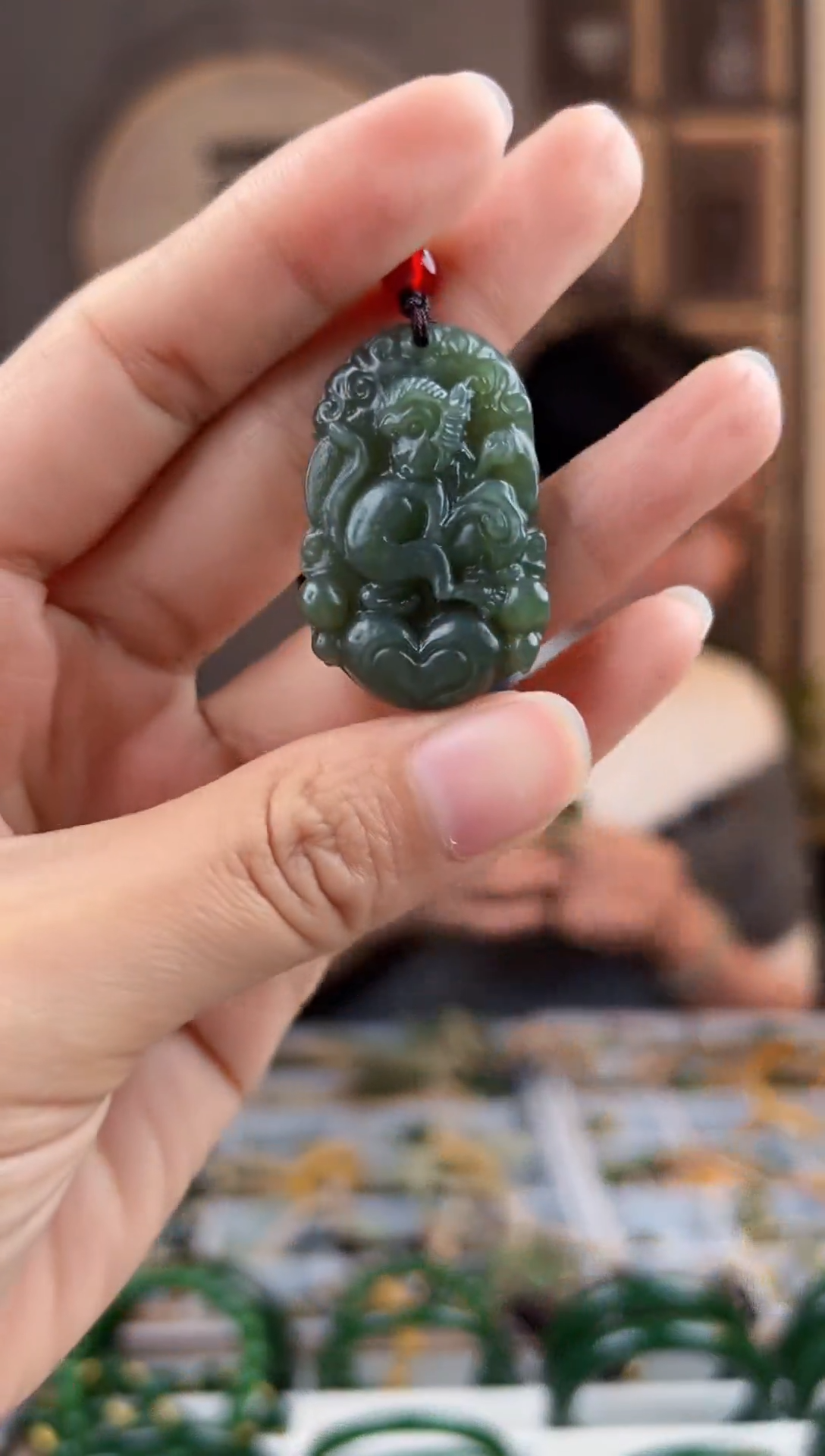 颈饰未镶嵌和田玉拍一发一，拍一发一