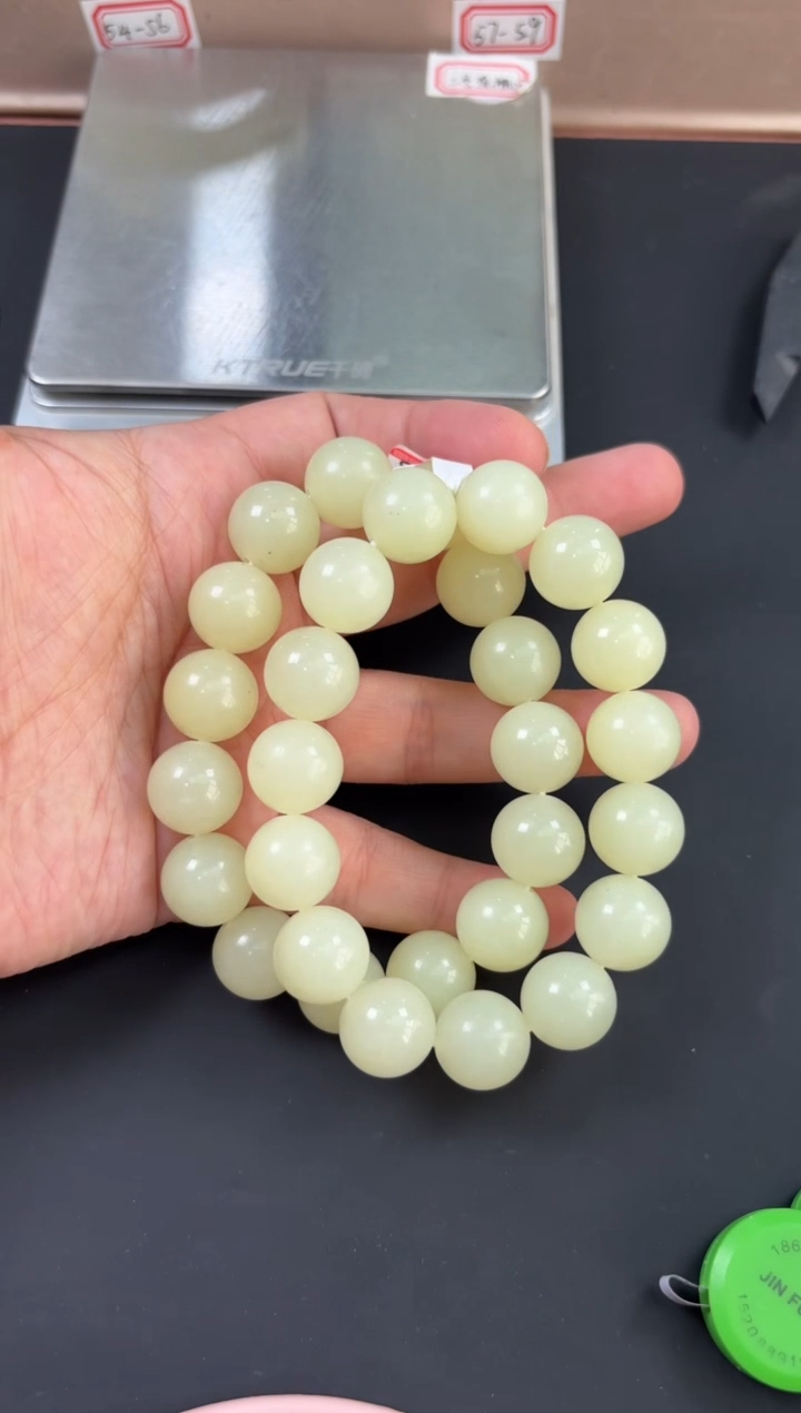 手串未镶嵌和田玉若羌微色差卡14手串多样性发货拍一发一h