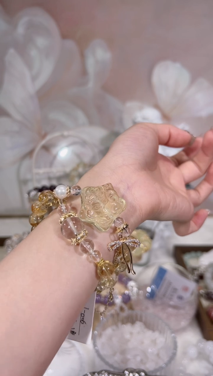 【闪购商品】水晶手链未镶嵌天然水晶默认微瑕 多样性发货发其一