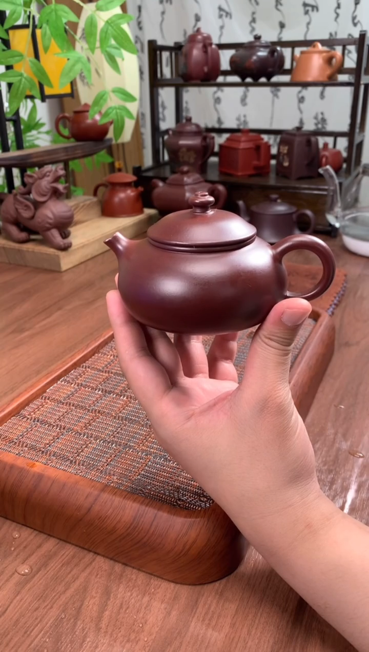紫砂茶壶180cc       