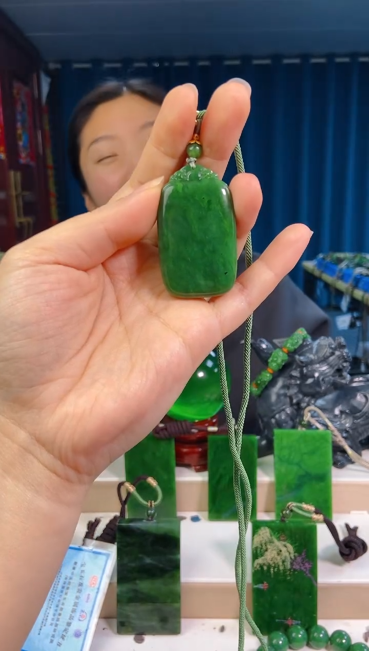 【闪购商品】和田玉挂件未镶嵌1