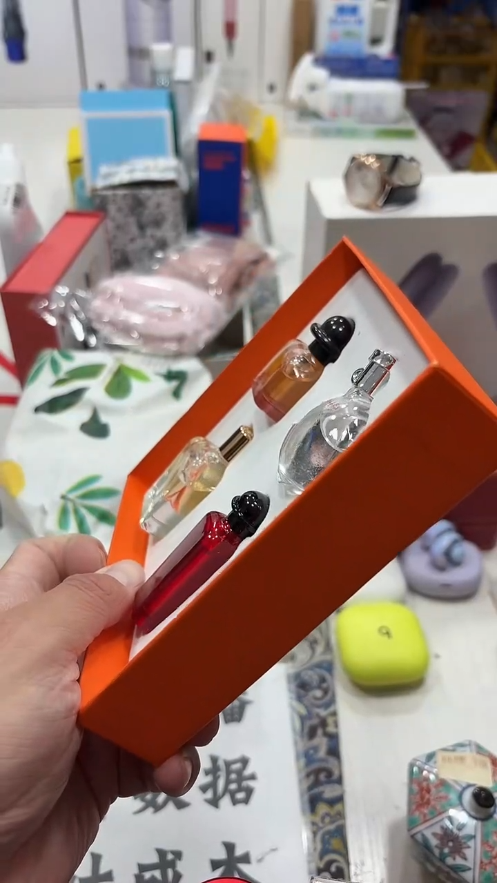 瓷片名品折扣名品折扣名品折扣@@1