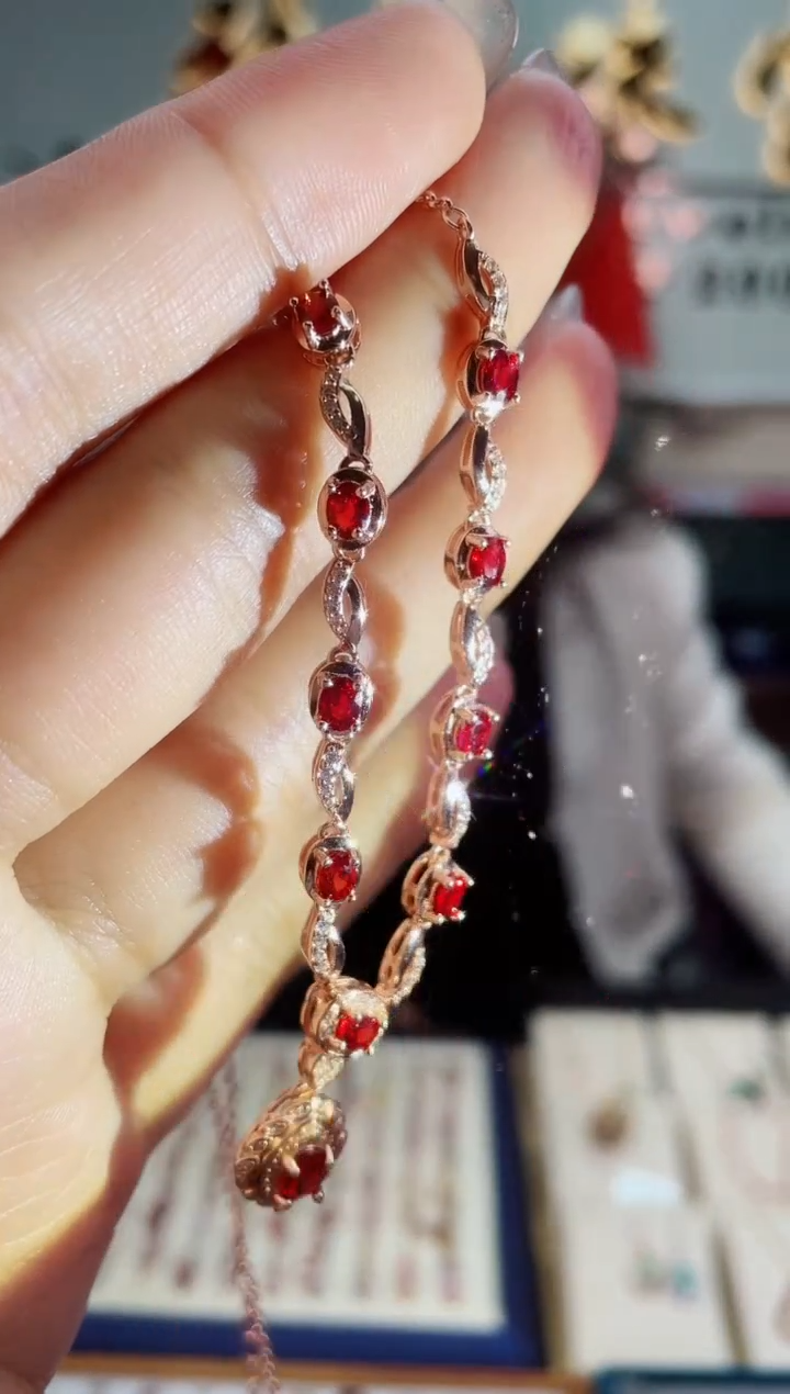 【闪购商品】彩色蓝宝石颈饰银S925镶嵌吊坠