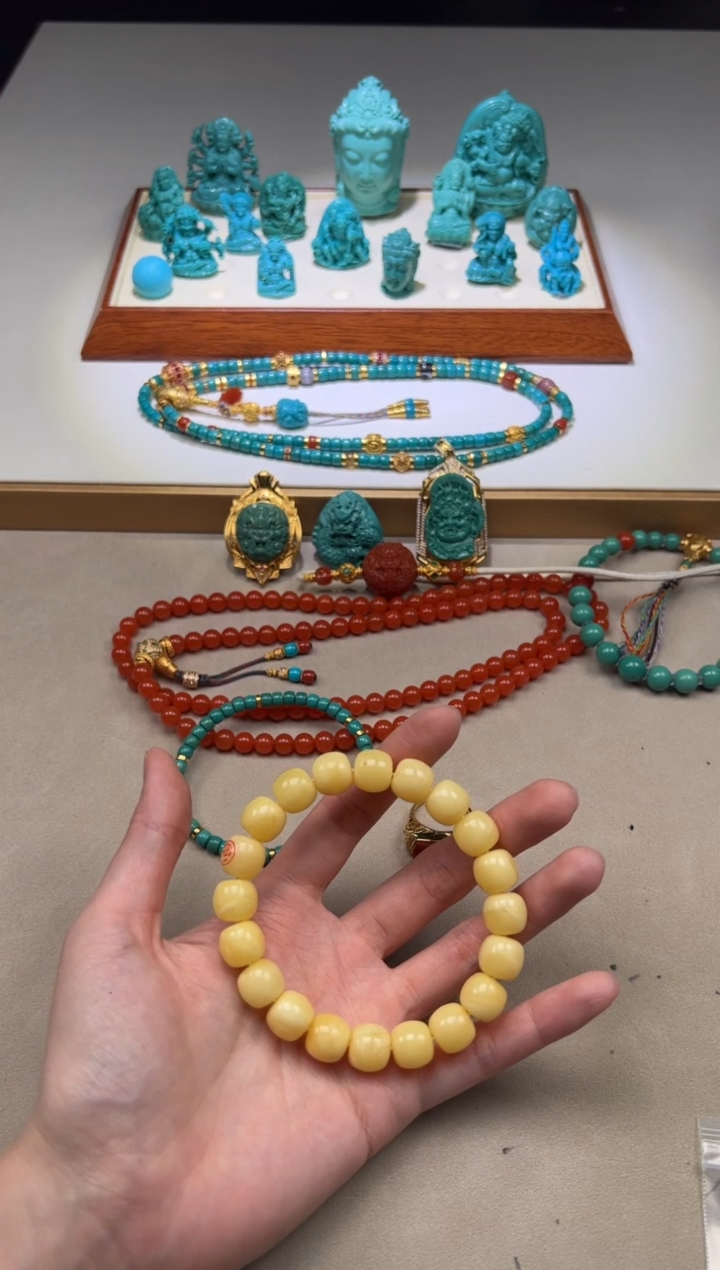 【闪购商品】蜜蜡裸石未镶嵌手串手串