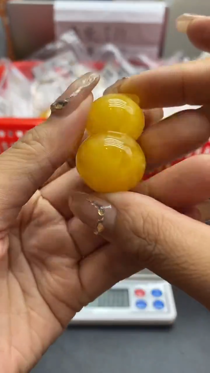 琥珀未镶嵌珠宝奇石162