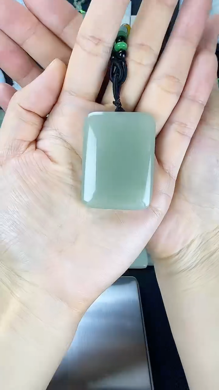 颈饰未镶嵌和田玉无事牌