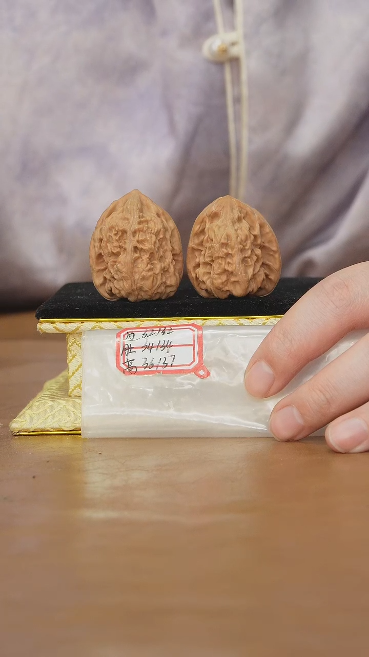 把件文玩核桃马蹄