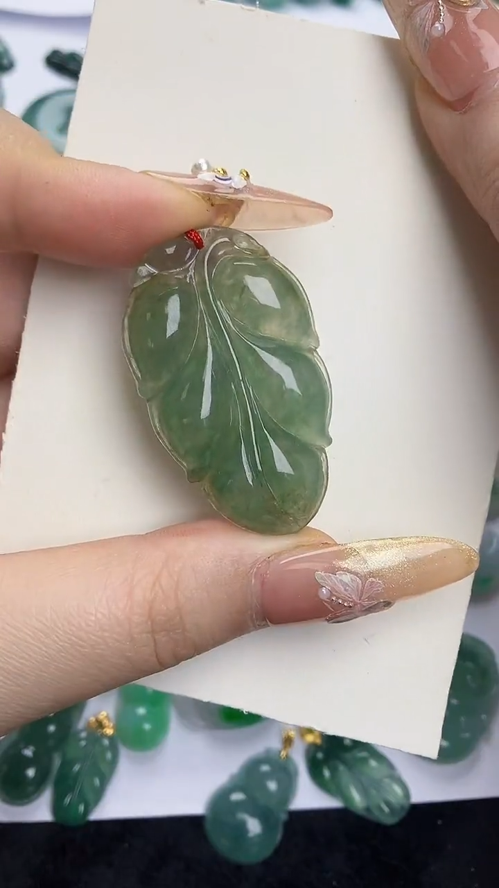 【闪购商品】翡翠颈饰未镶嵌天然缅甸A货翡翠，