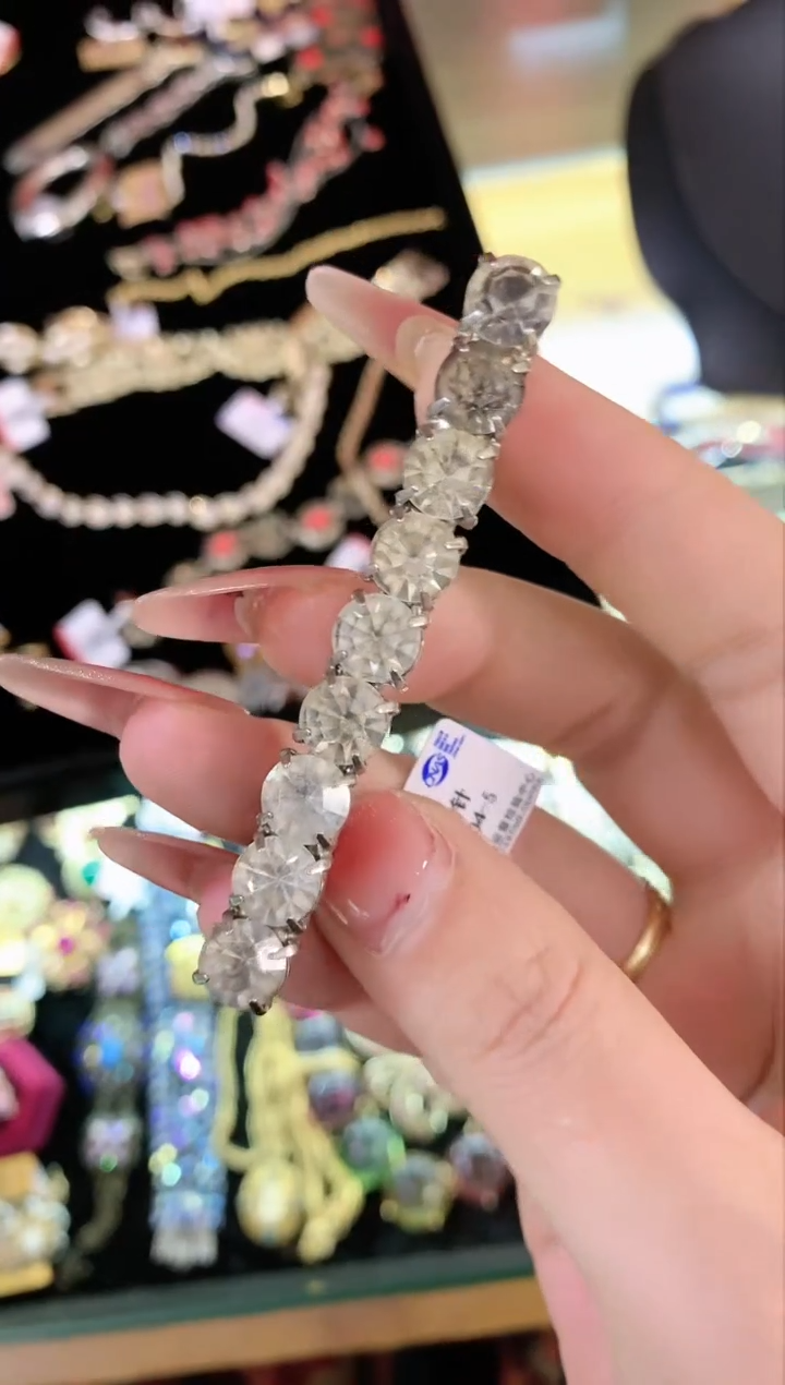 【闪购商品】瓷片侵楚楚中古珠宝甄选不退换