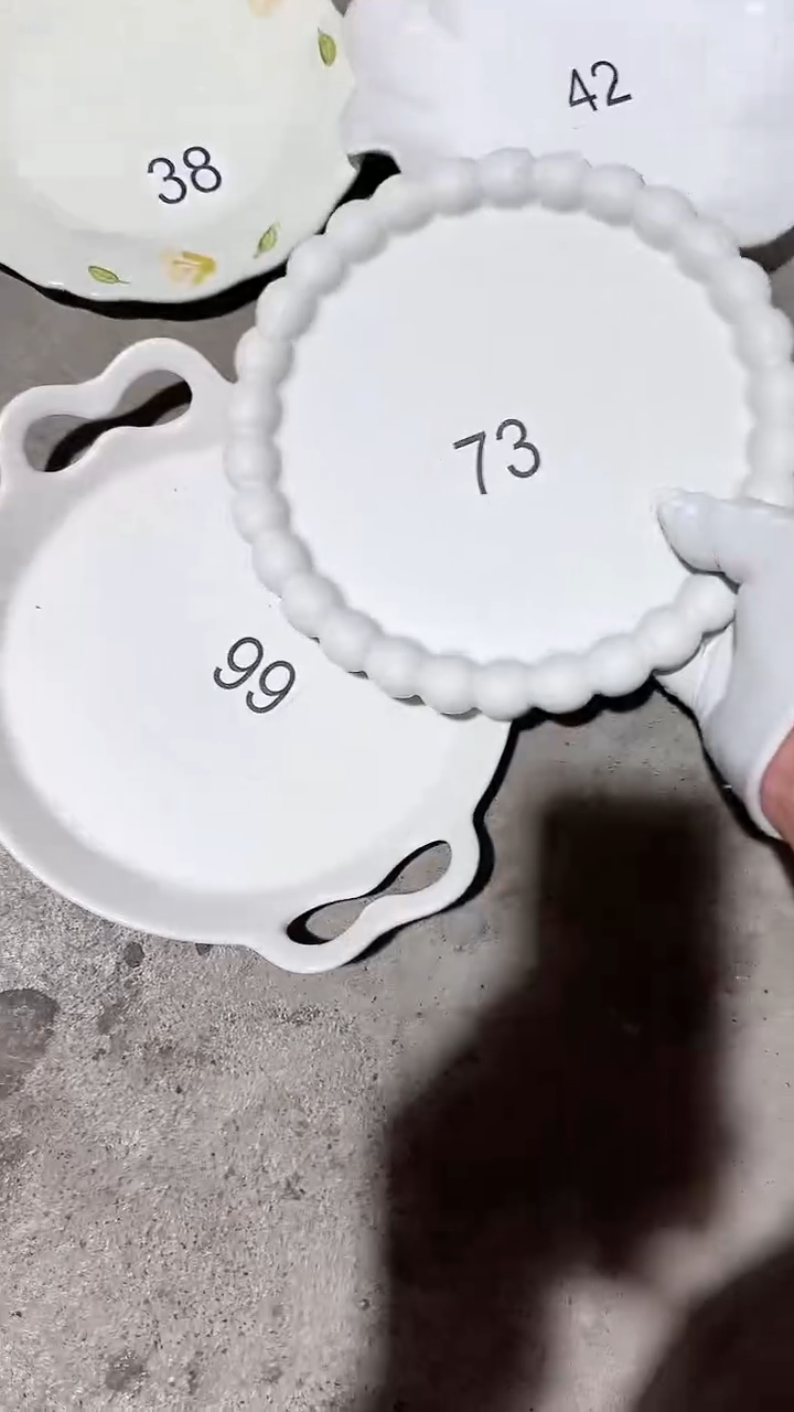 碗2个盘子 微瑕凑满20元包邮