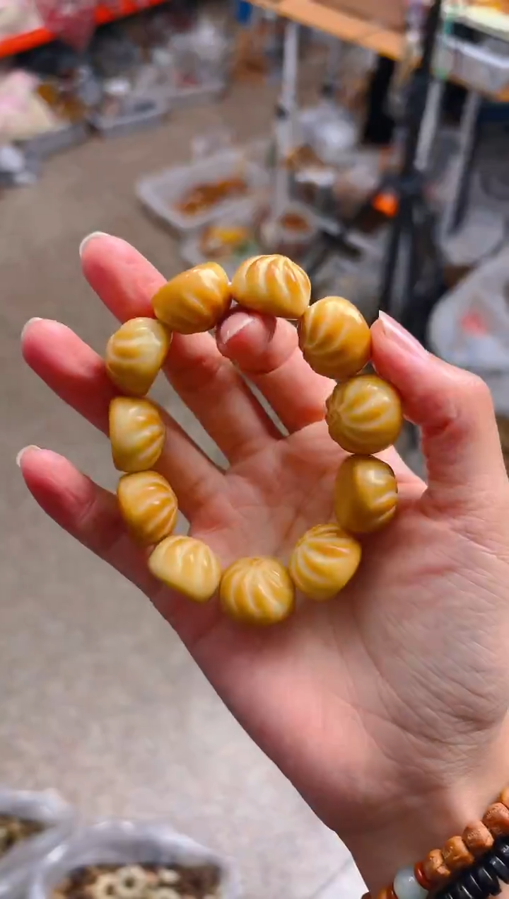 吊坠菩提根/象牙果炭烤包子单圈