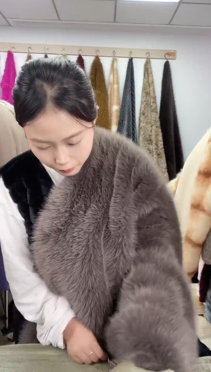 狐狸毛A41尺寸1.9*2