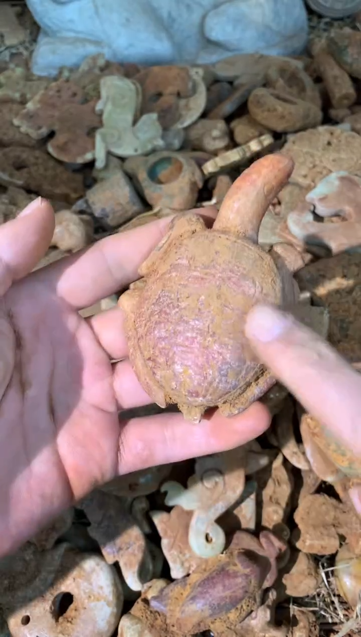 和田玉（糖玉）未镶嵌挂件以直播间实物图片为准