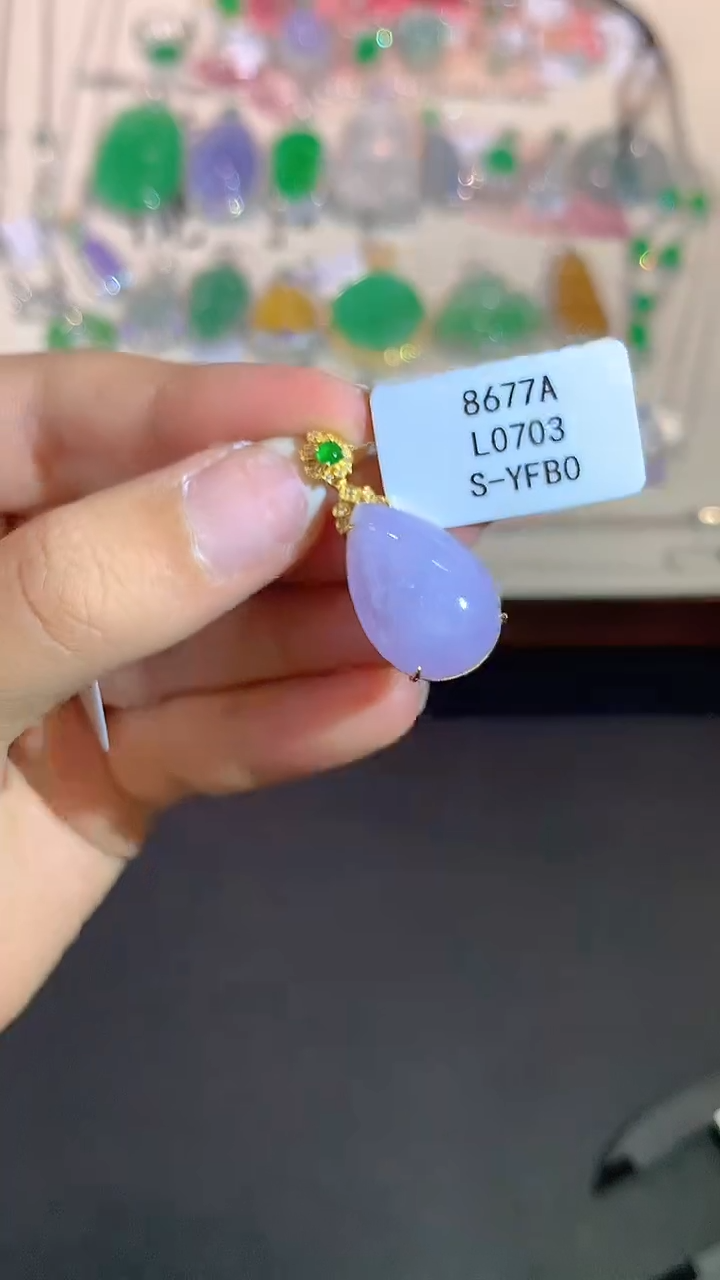 翡翠18K金镶嵌吊坠(不含链)L0703多样性发其一