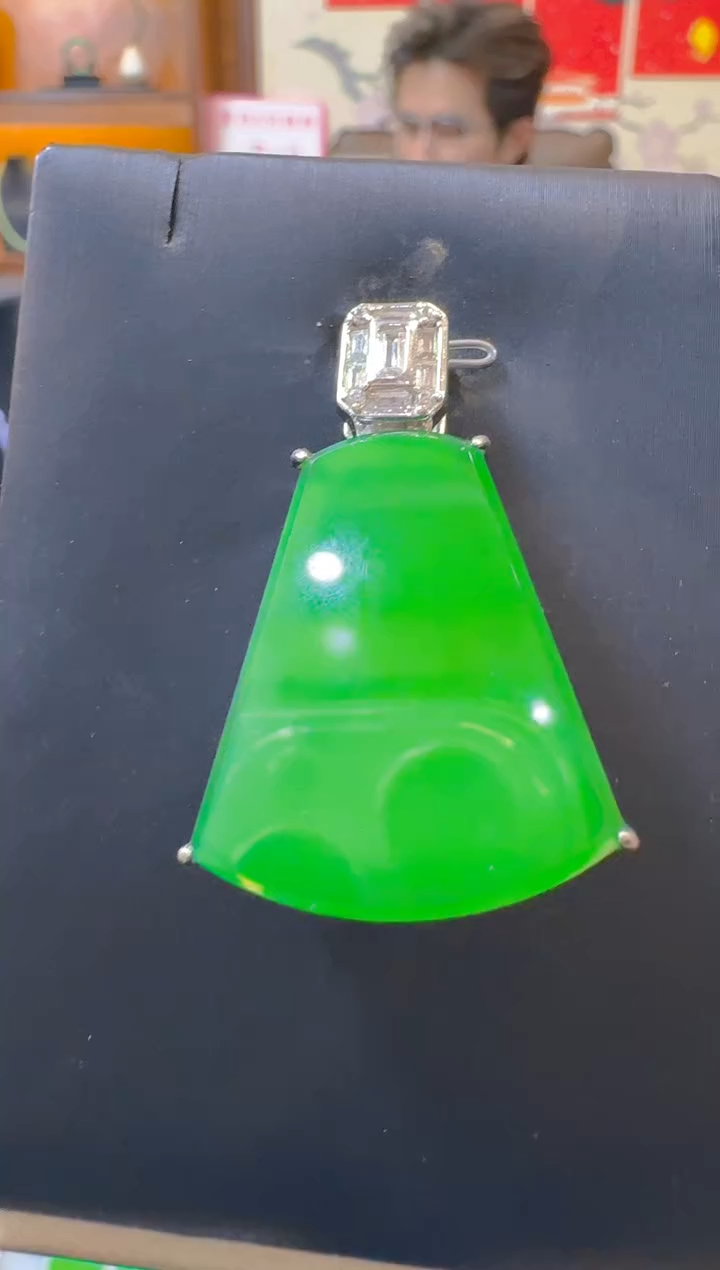 吊坠(赠链)银S925镶嵌翡翠天然A货翡翠