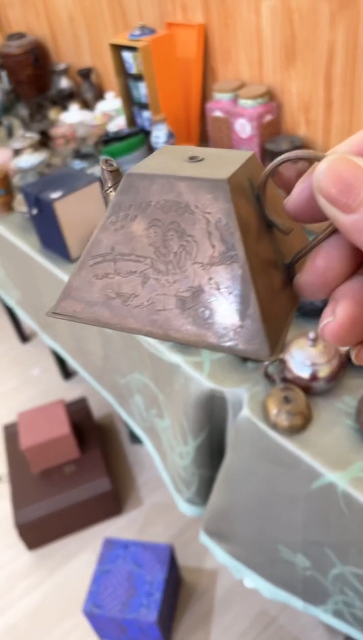 【闪购商品】摆件宫廷影视老旧工艺摆件