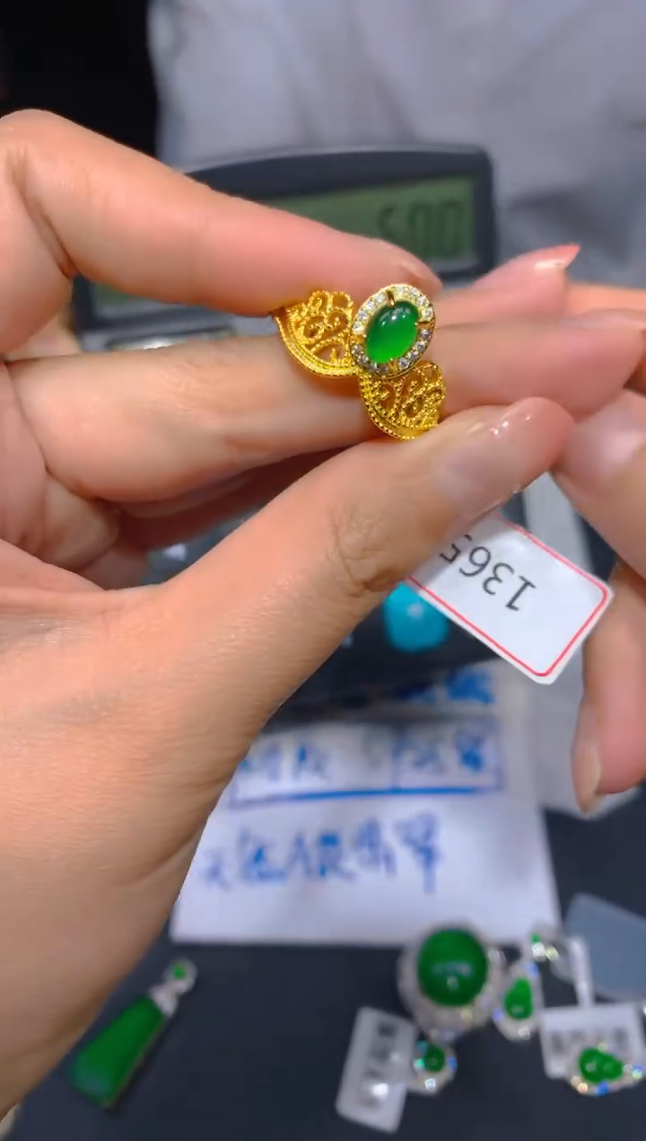 【闪购商品】定制翡翠未镶嵌213多样性发货（发其一）