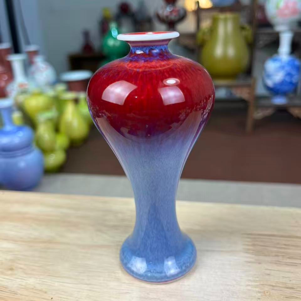 景德镇玫瑰紫手工美人瓶