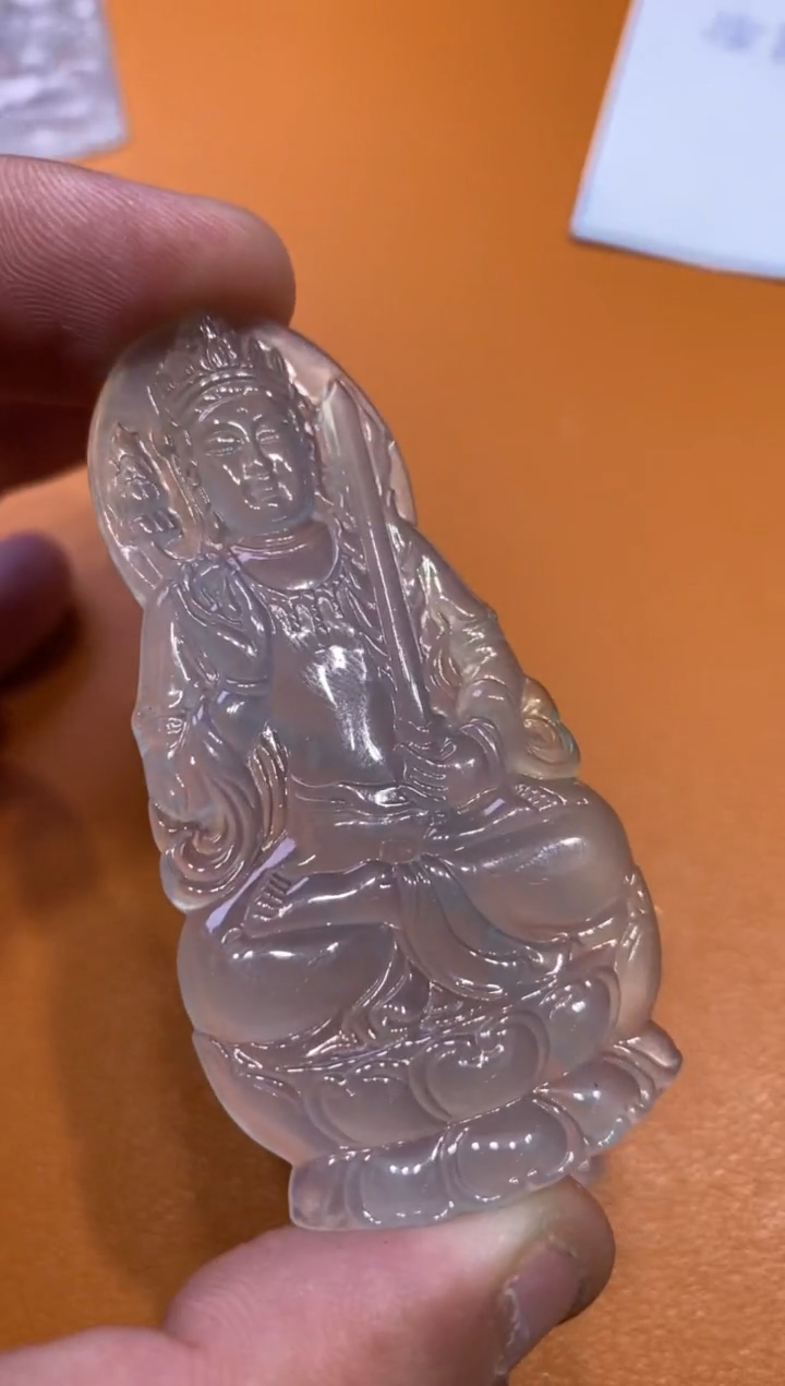 【闪购商品】翡翠吊坠(不含链)未镶嵌虚空6880