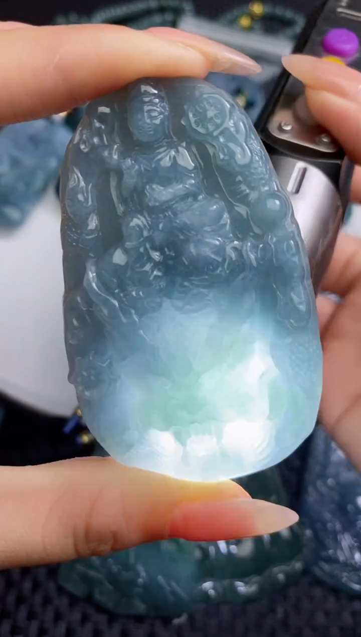 【闪购商品】翡翠颈饰未镶嵌1111111111