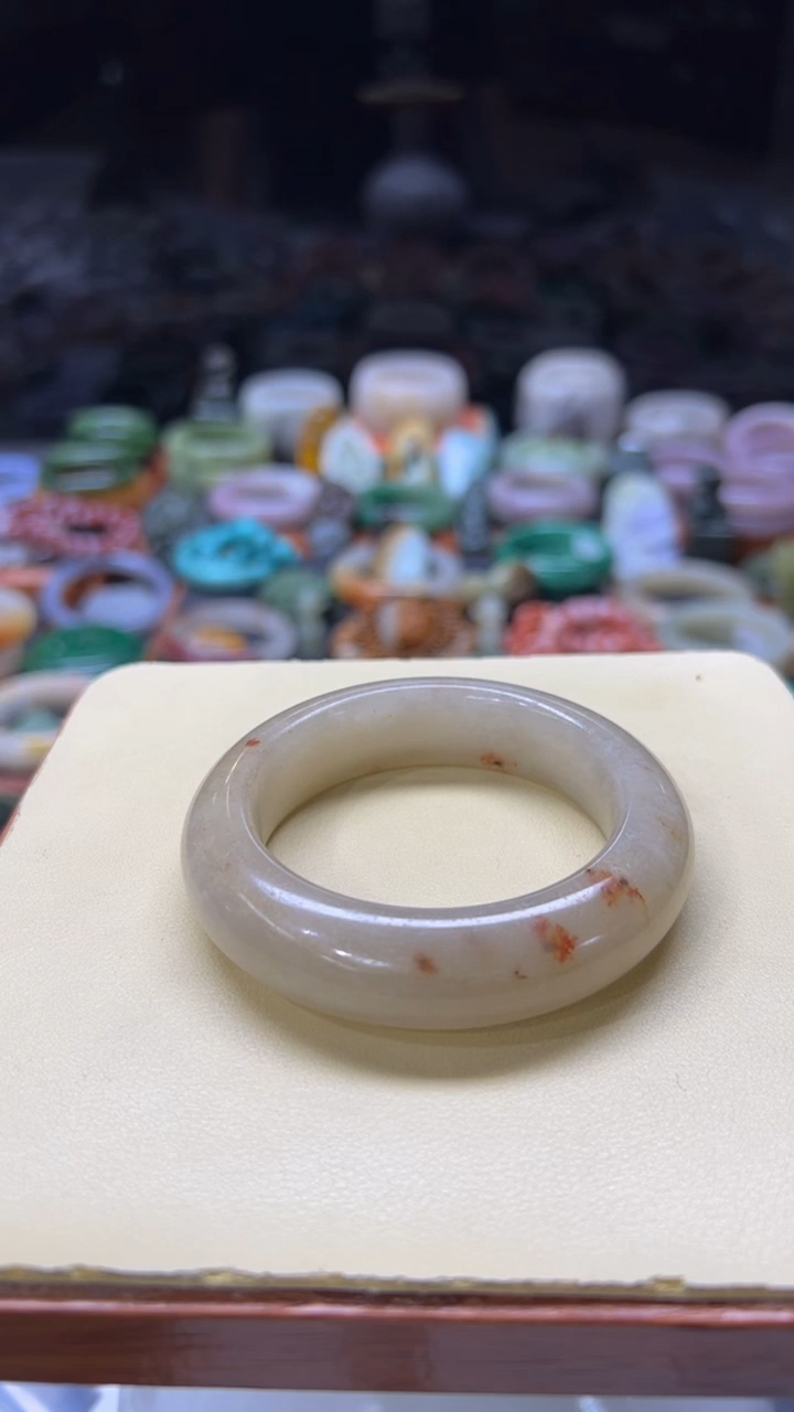 【闪购商品】石英质玉手镯未镶嵌032