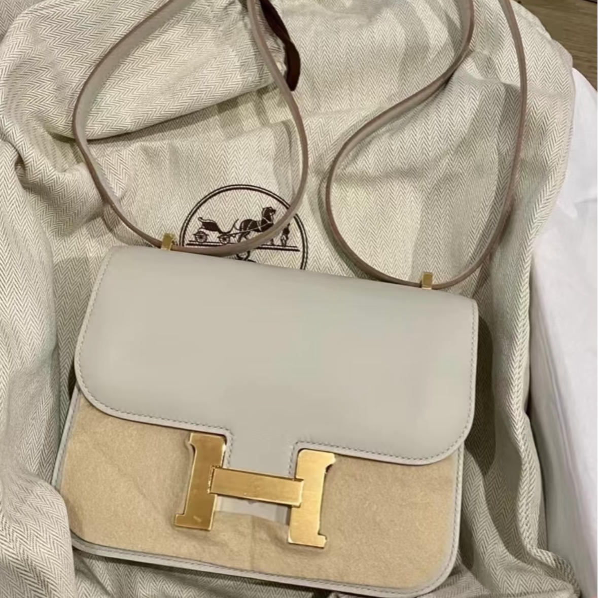 99新 Hermes/爱马仕 小花Jerry 5335597 康康 19 珍珠灰 U刻 包