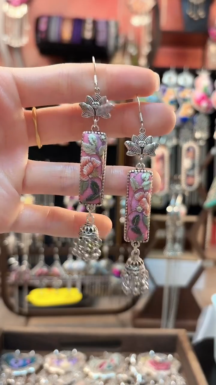 织绣 云织谣民族风精美饰品   137