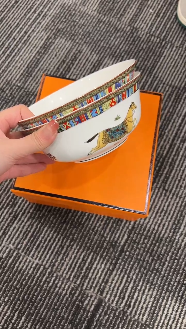 【闪购商品】杯H601--------------