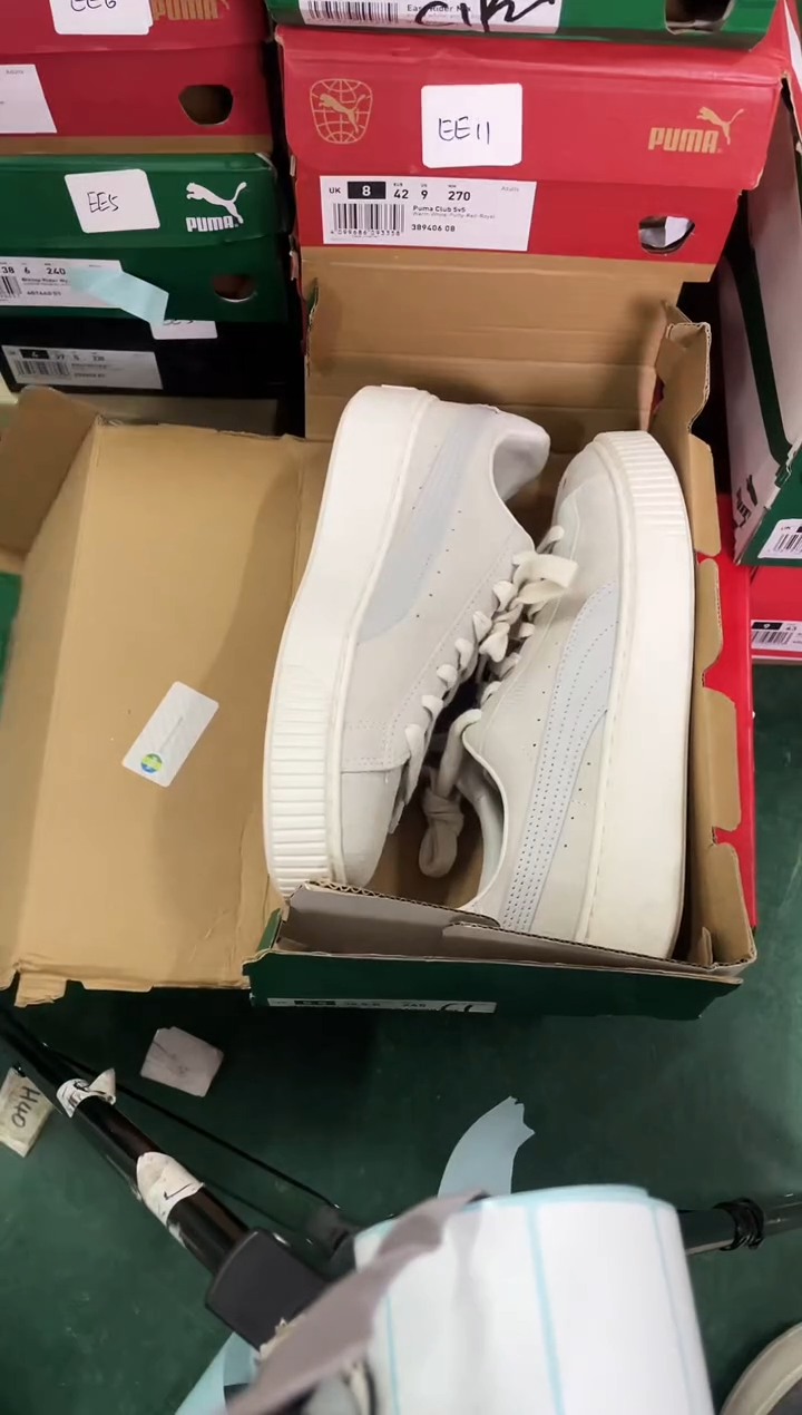  彪马时尚休闲运动鞋38.5M  EE18