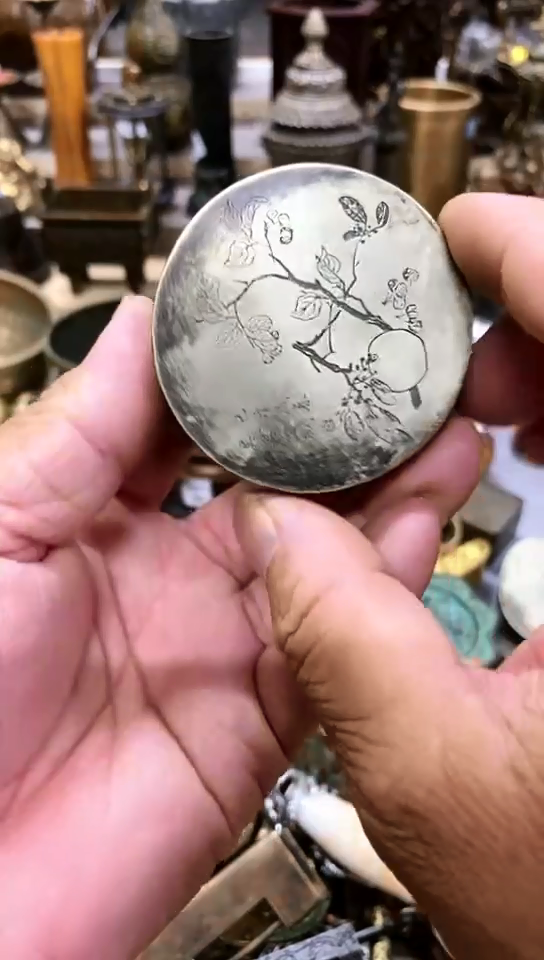 鸿兴工艺摆件把件圆墨盒白