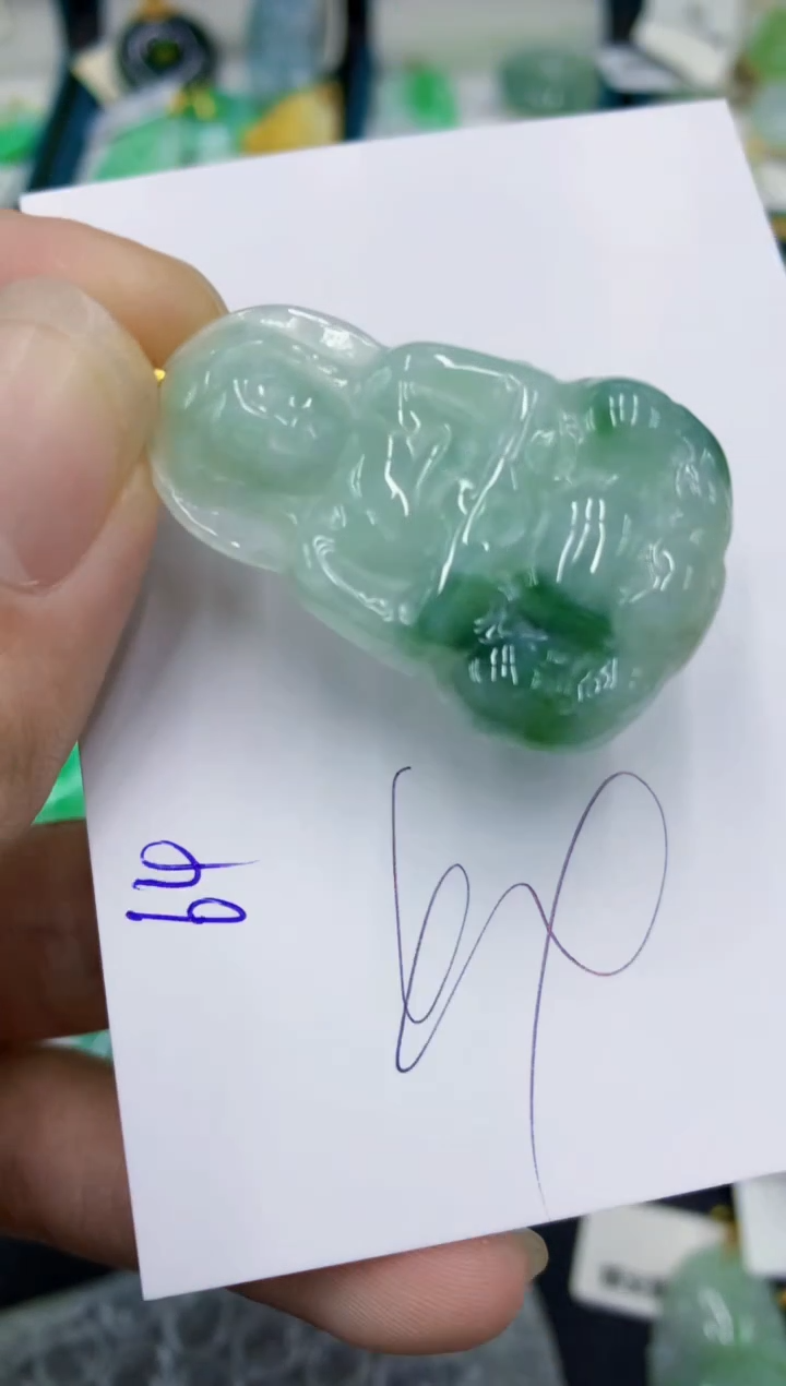 翡翠未镶嵌颈饰1111111111