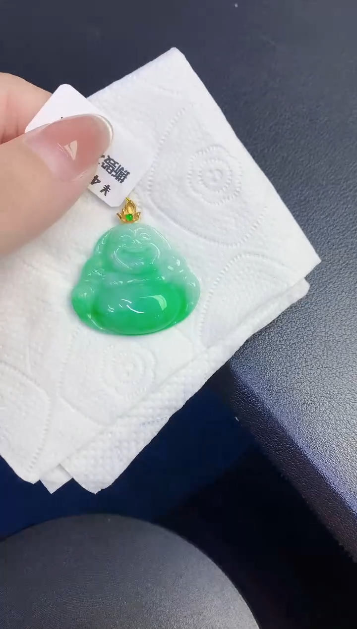 颈饰18K金镶嵌翡翠缅甸天然翡翠A货