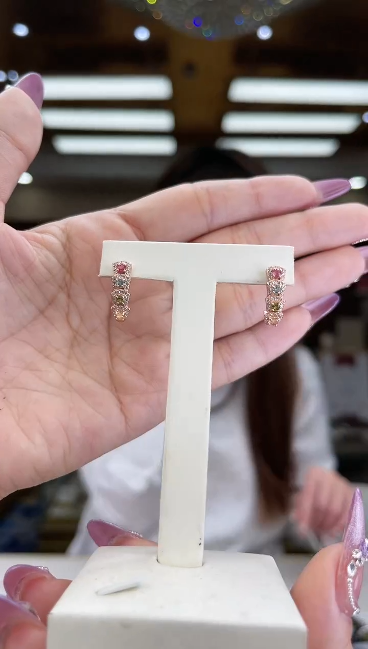 【闪购商品】碧玺/银S925镶嵌碧玺耳扣4多样性发货