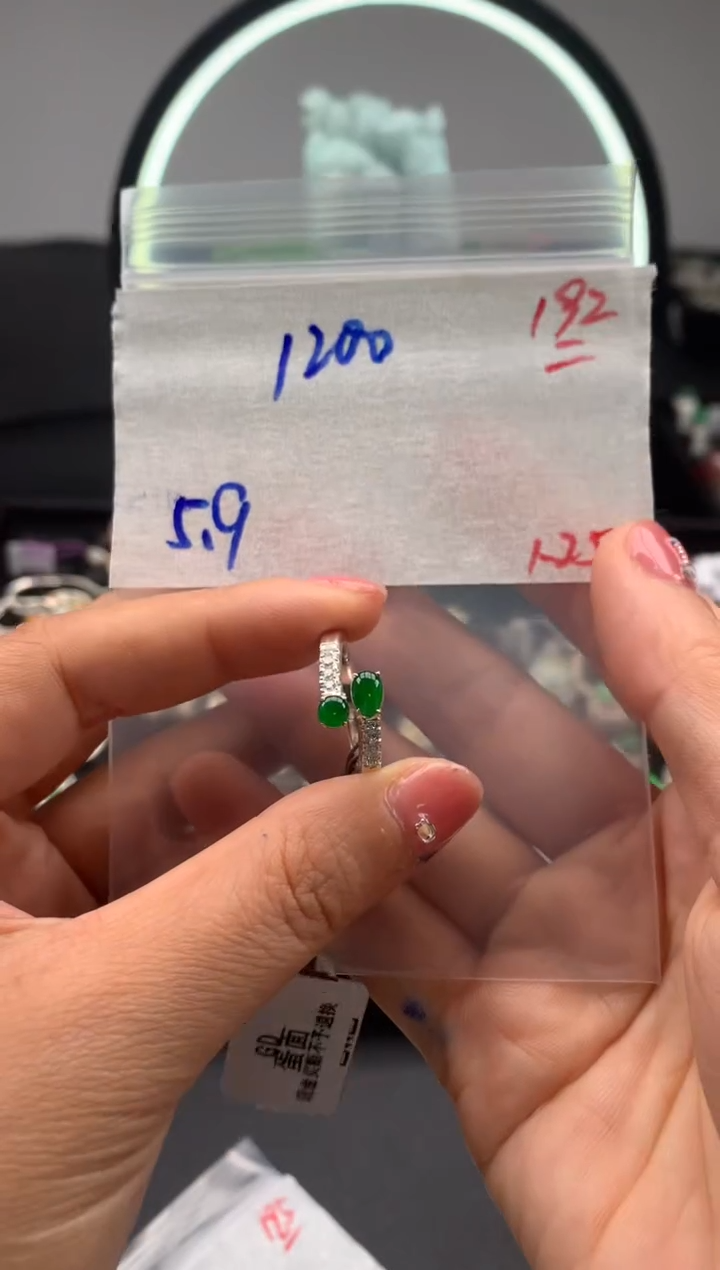 【闪购商品】定制翡翠未镶嵌毛货需精细抛光拍一发一