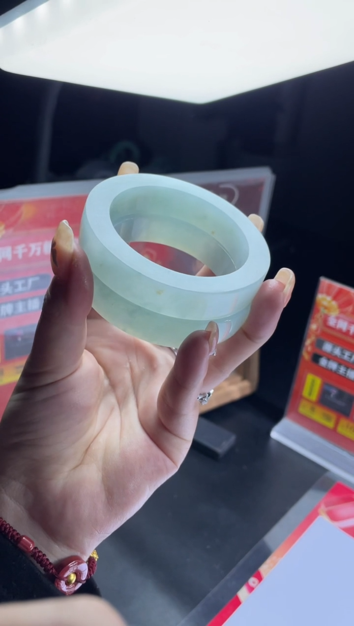 【闪购商品】定制翡翠手镯未镶嵌手镯DDQ/发一件