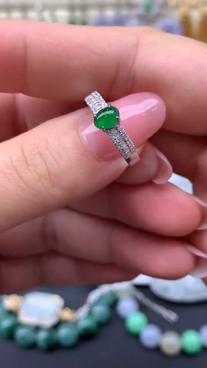 【闪购商品】翡翠戒指18K金镶嵌204-天然翡翠