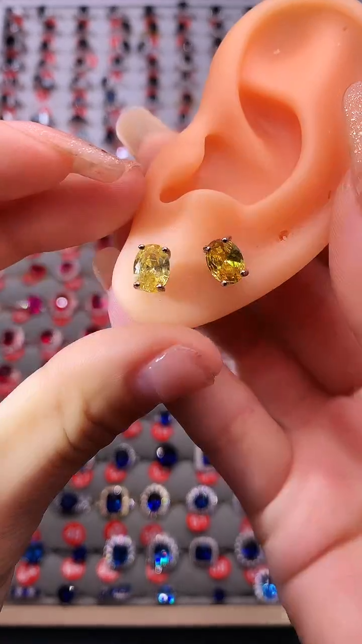 【闪购商品】石榴石（芬达石）耳饰银S925镶嵌686868