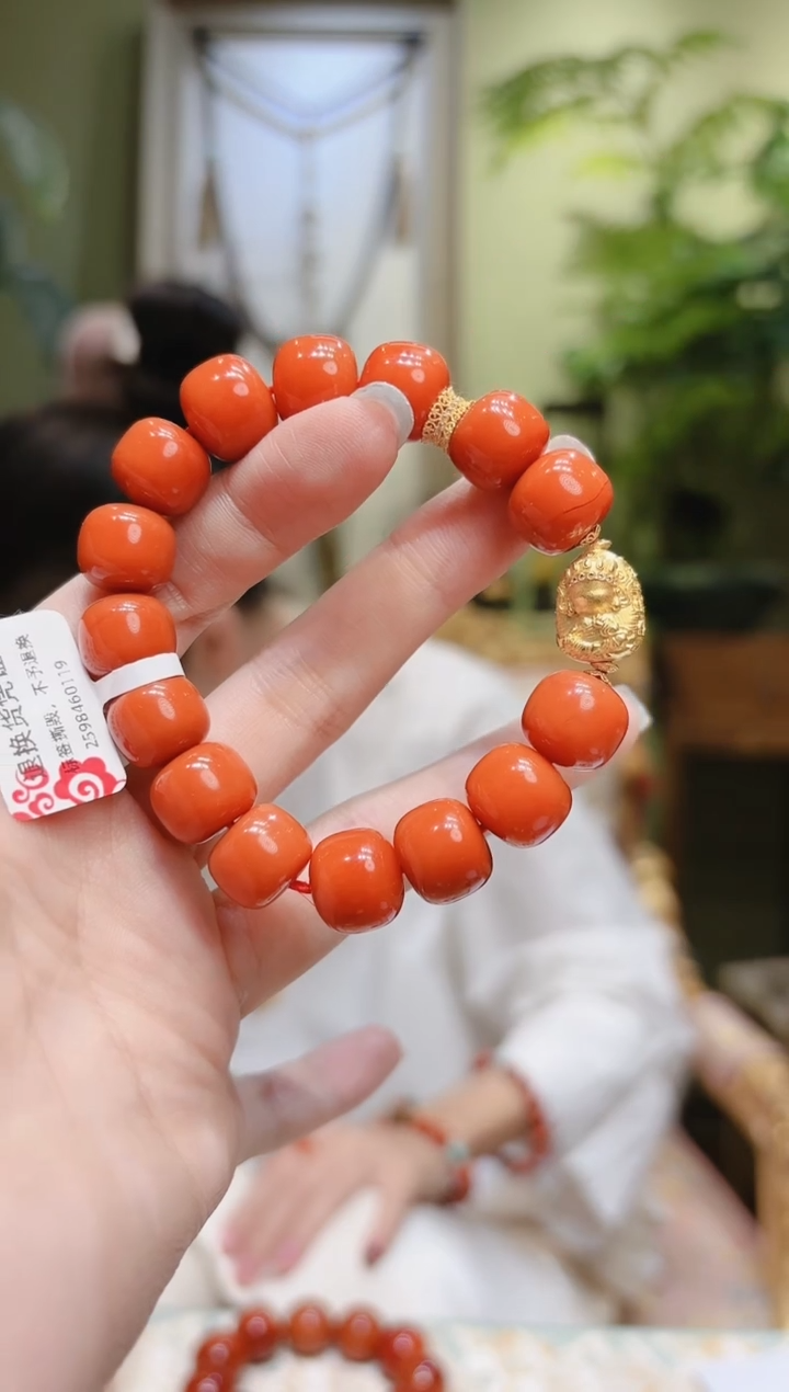 【闪购商品】南红玛瑙手串18K金镶嵌金无相观音老型南红手串