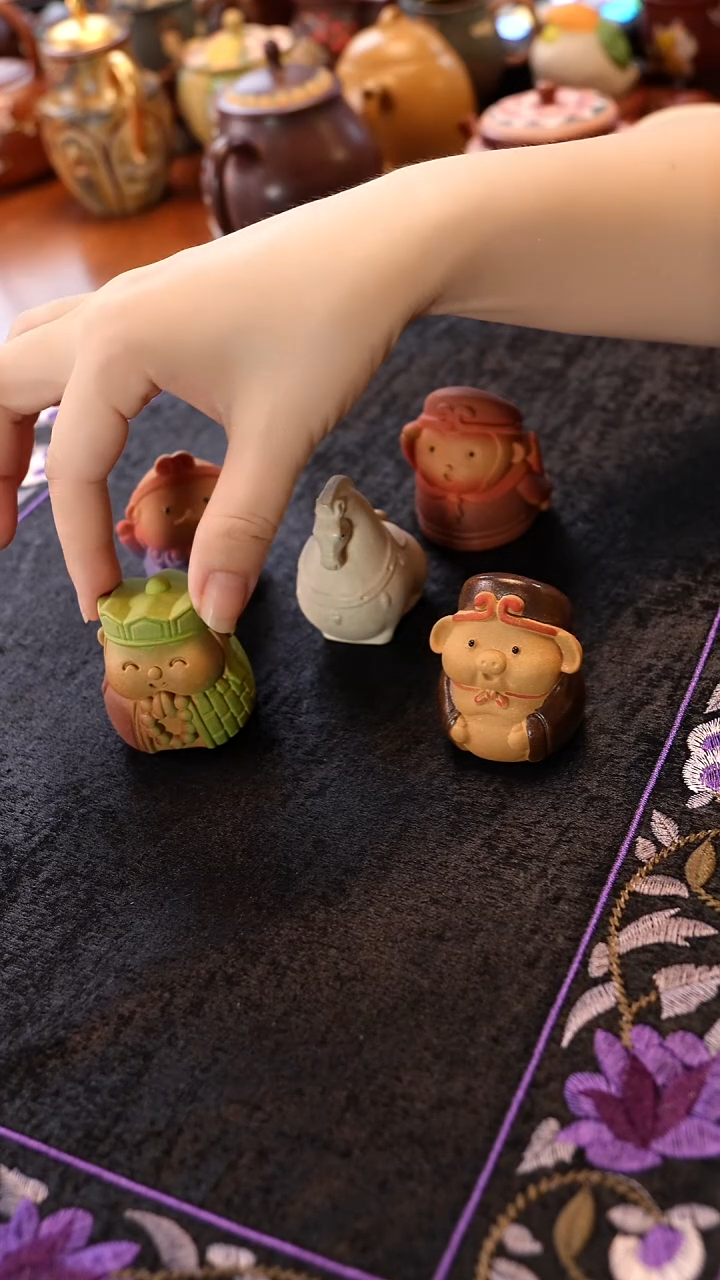 茶壶紫砂师徒五人