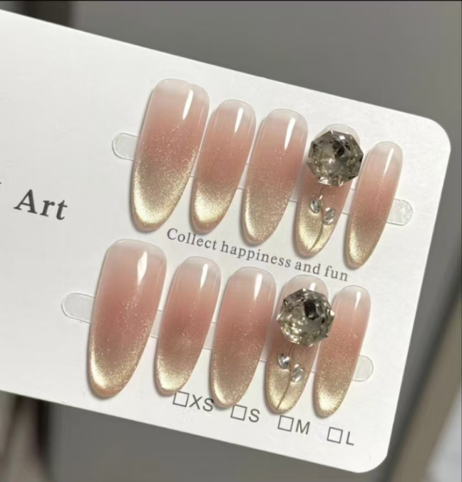 【玫瑰岛】纯手工追光猫眼气质显白穿戴甲