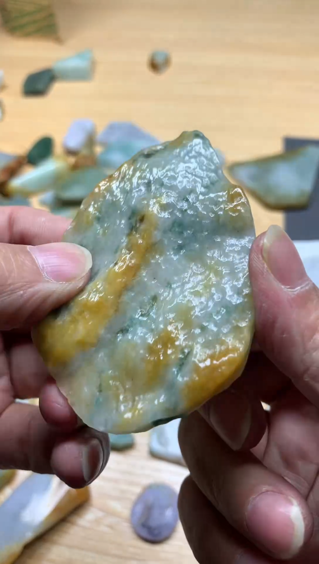 【闪购商品】翡翠颈饰未镶嵌天然翡翠A货