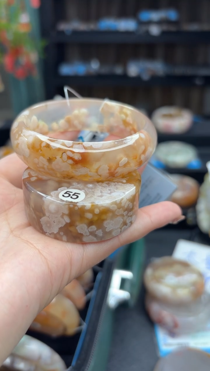 【闪购商品】石英质玉手镯未镶嵌146（55圈赠送镯心）