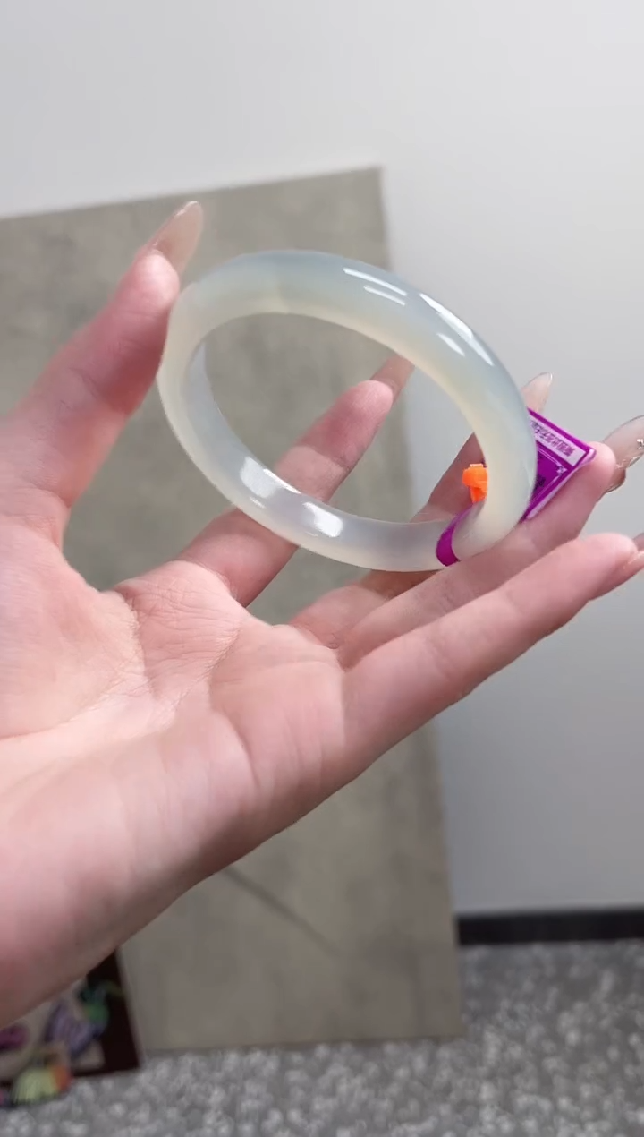 【闪购商品】玛瑙/玉髓手镯未镶嵌60-61圈 需要包容