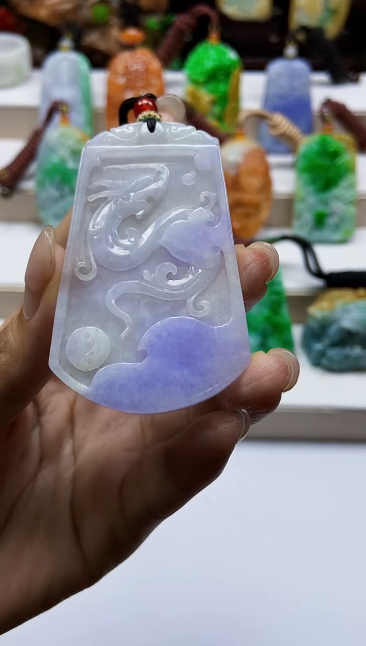 颈饰未镶嵌翡翠翡翠A货