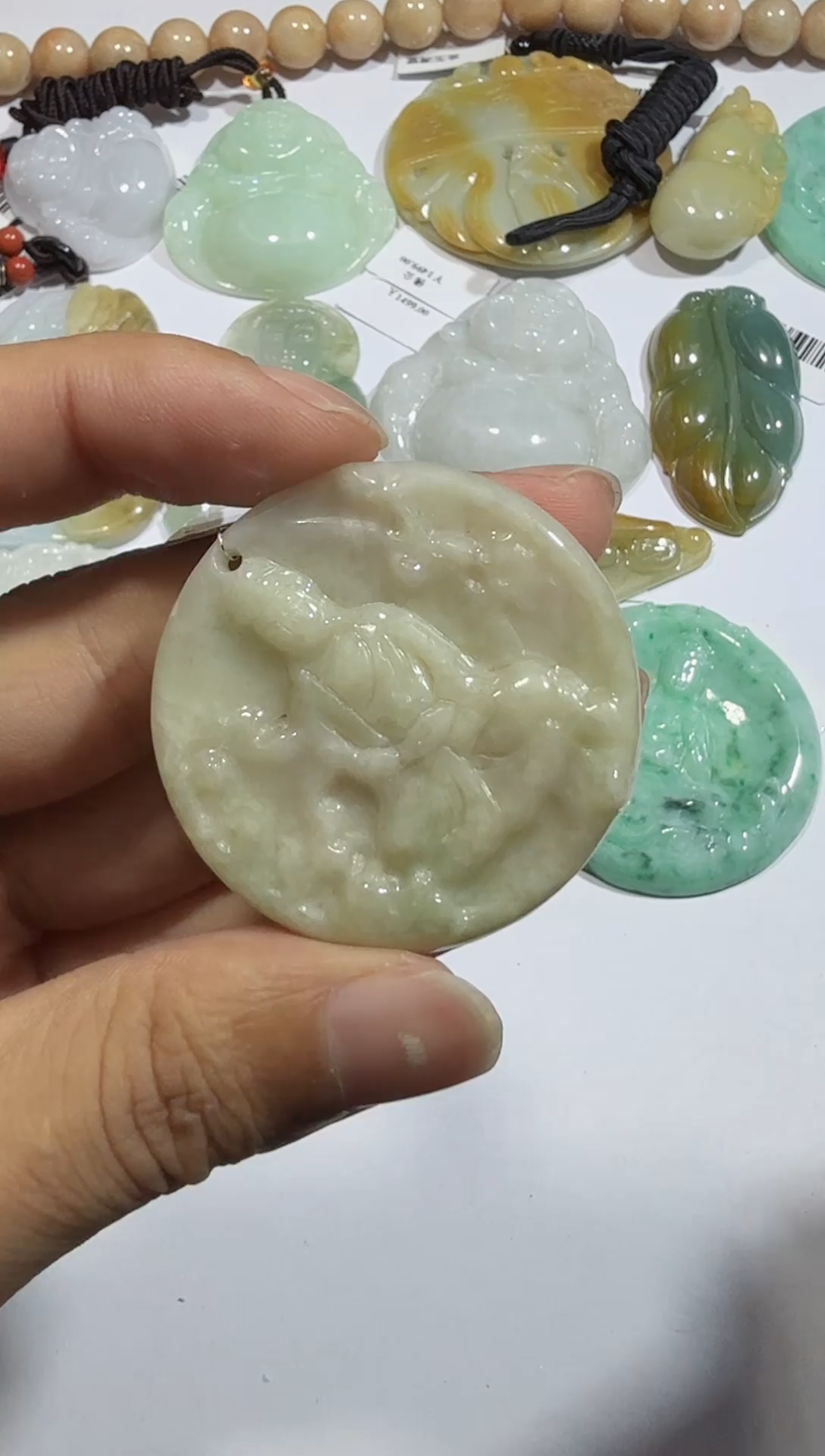 【闪购商品】翡翠颈饰未镶嵌00011721