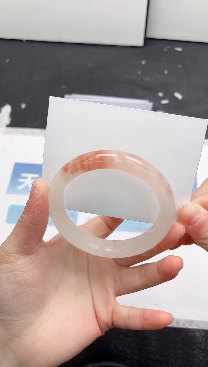 【闪购商品】石英质玉手镯未镶嵌288-56