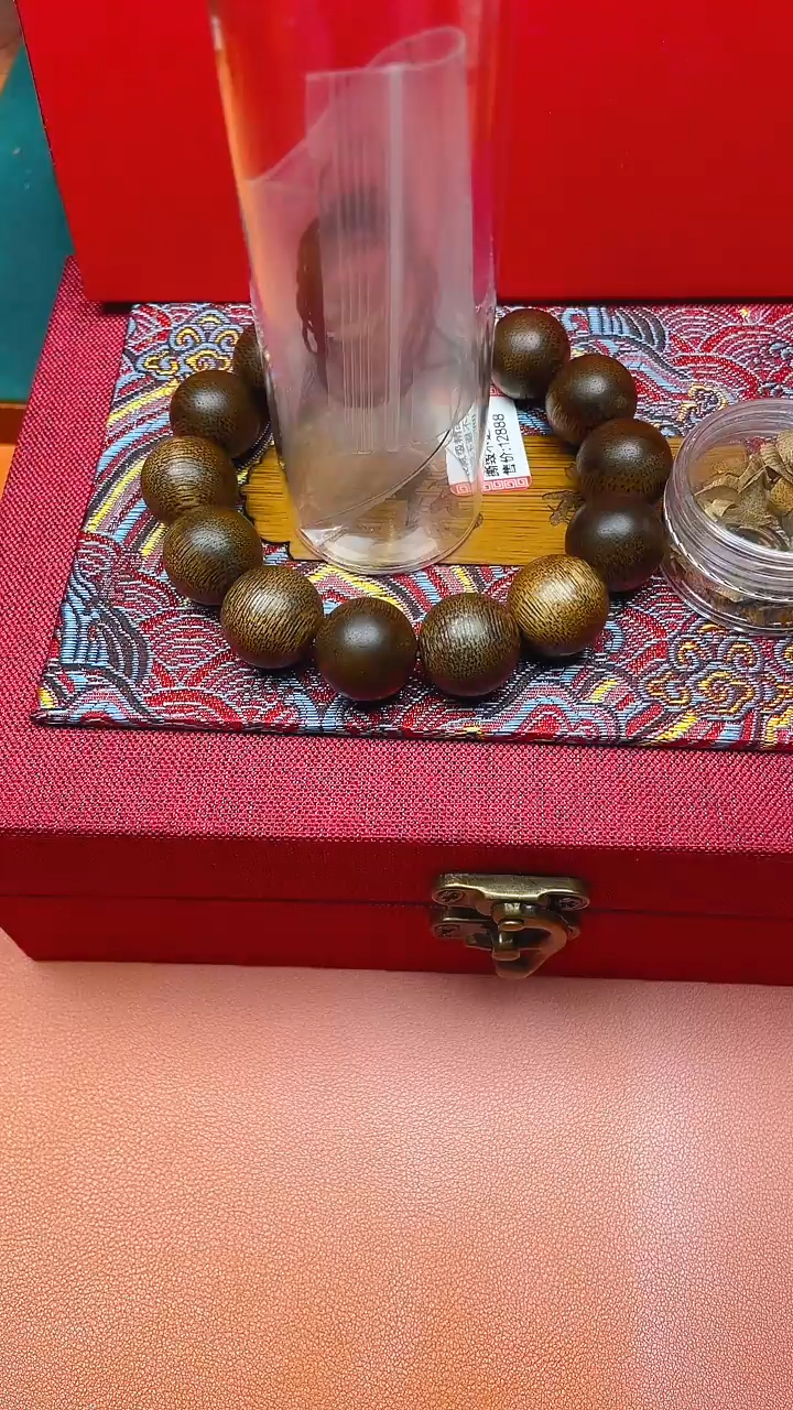【闪购商品】沉香手串越南白棋楠（沉水）B16889110