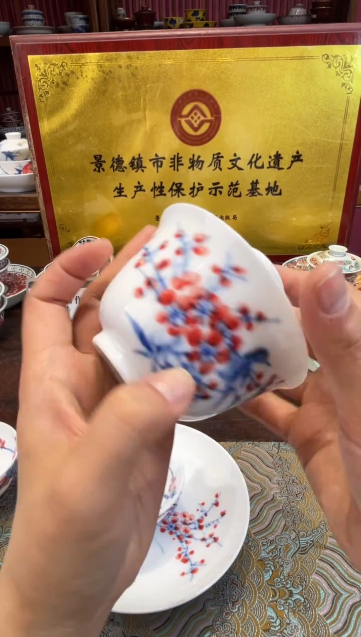 杯子瓷景德镇源头工厂生产，手工手绘